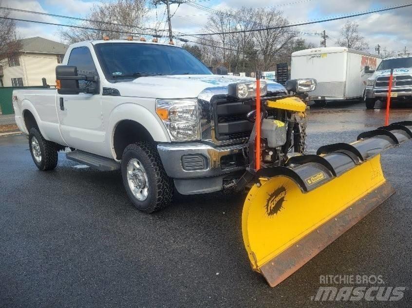 Ford F 250 FX4 Chasse neige