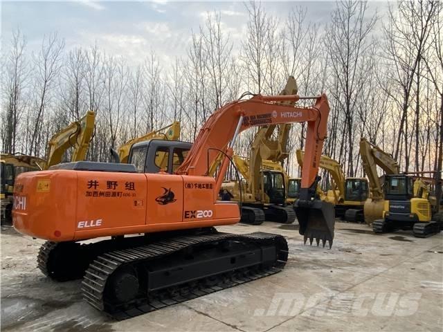 Hitachi EX200-5 Pelle sur chenilles