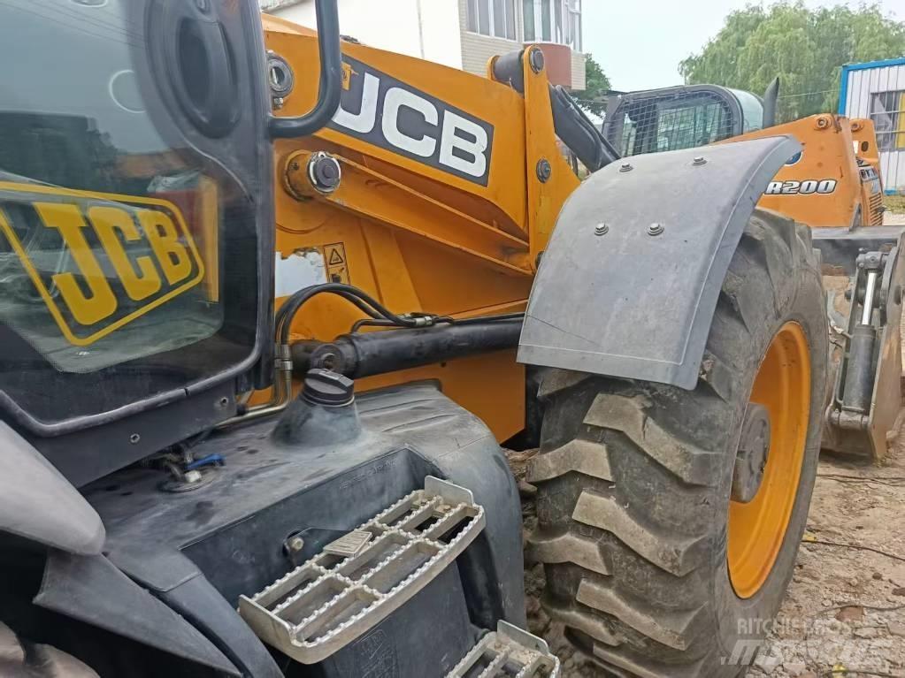 JCB 4CX Tractopelle