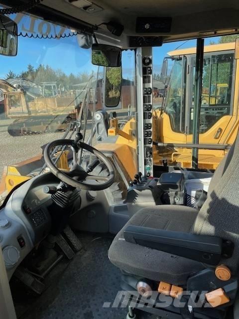 Volvo L120F Chargeuse sur pneus