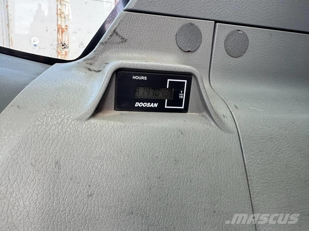 Doosan DX 300 LC-3 Pelle sur chenilles