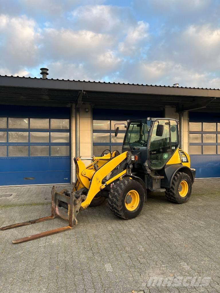 Komatsu WA 80-6 Chargeuse sur pneus