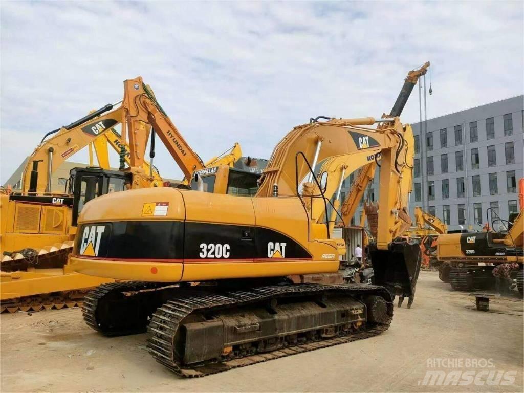CAT 320C Pelle sur chenilles