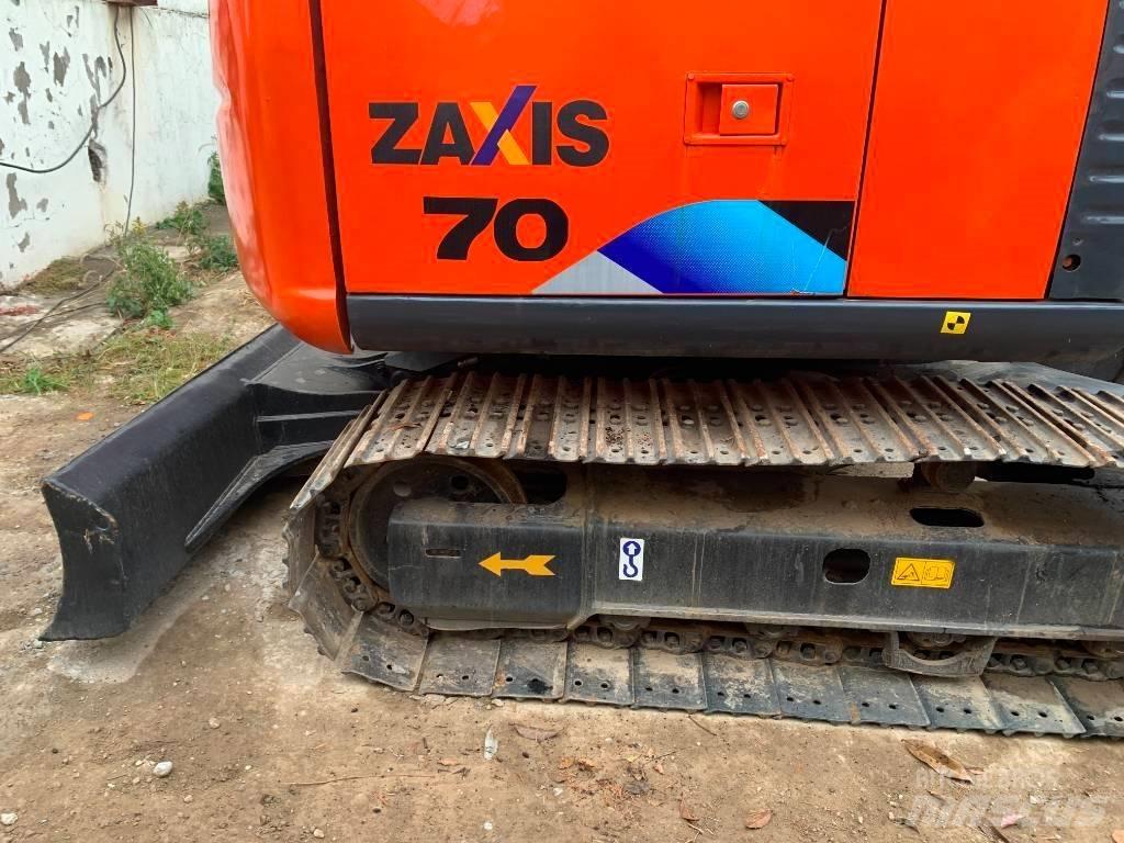 Hitachi Zaxis 70 Pelle sur chenilles