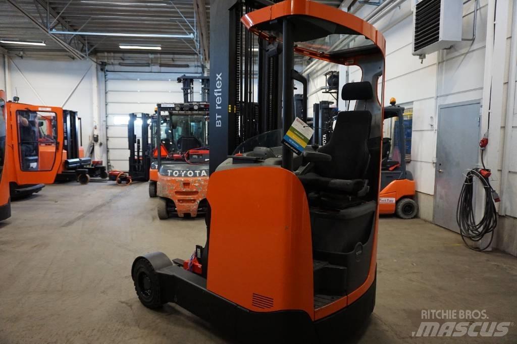 Toyota RRE160HR Chariot à mât rétractable