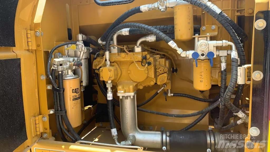 CAT 326 Pelle sur chenilles
