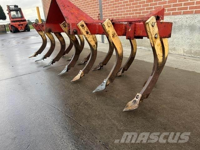 Wifo 2900 Déchaumeur, cultivateur