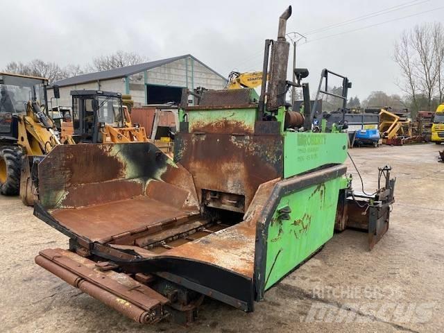 Demag DF 60 C Finisseur