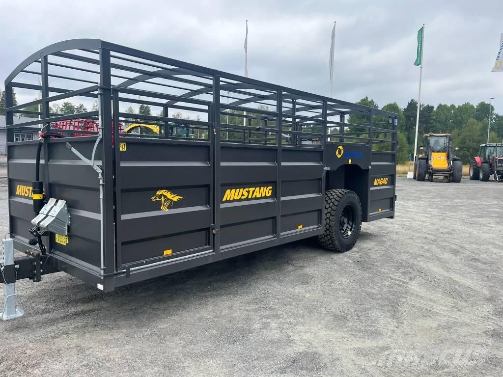 Mustang M 640 Autre remorque agricole