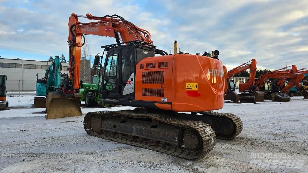 Hitachi ZX225USRLC-6 Pelle sur chenilles