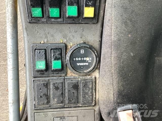 Volvo EC 290 Pelle sur chenilles