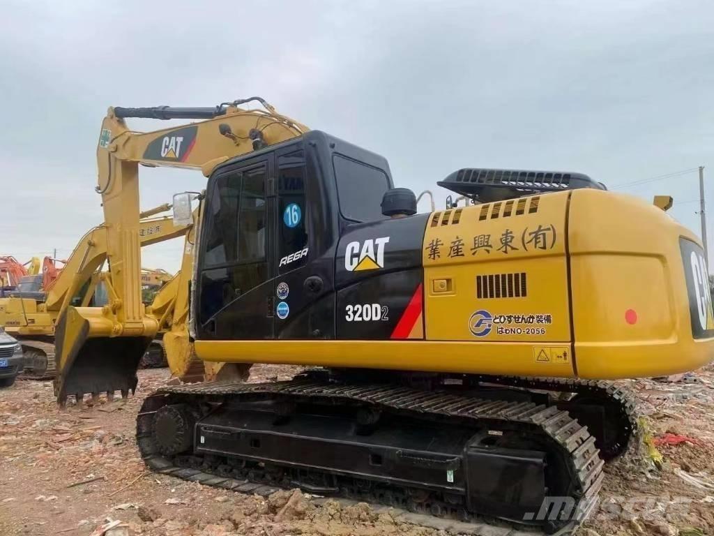 CAT 320D Pelle sur chenilles