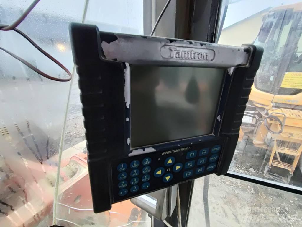 Hitachi ZW 310 Chargeuse sur pneus