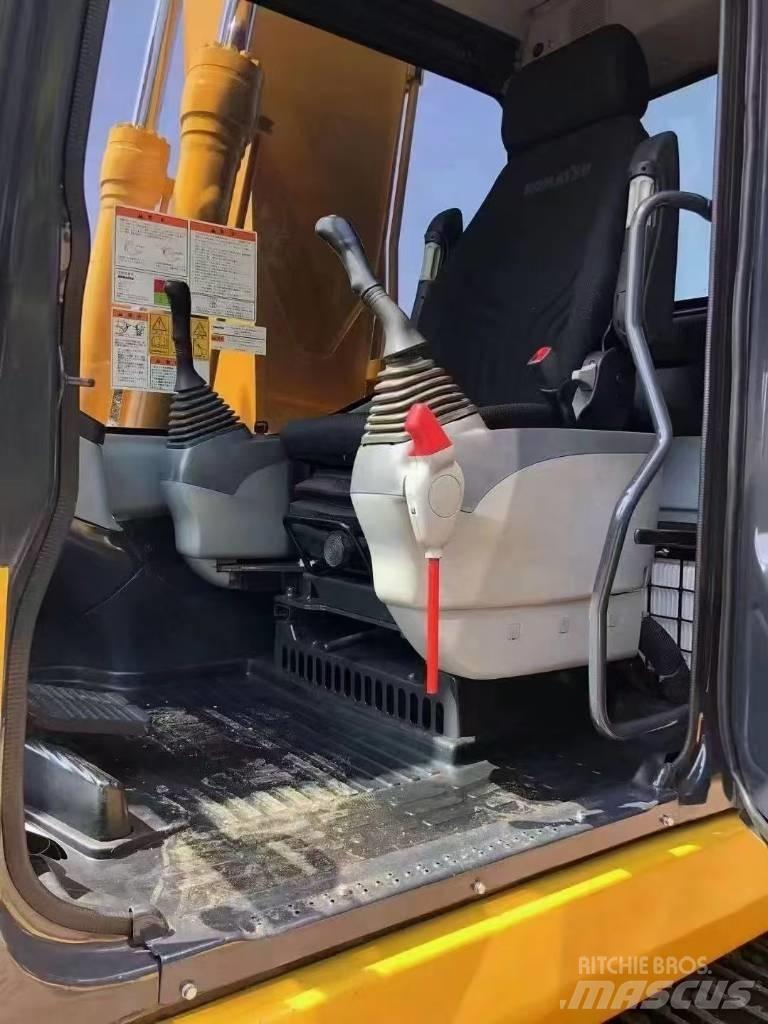 Komatsu 160-7 Pelle sur chenilles