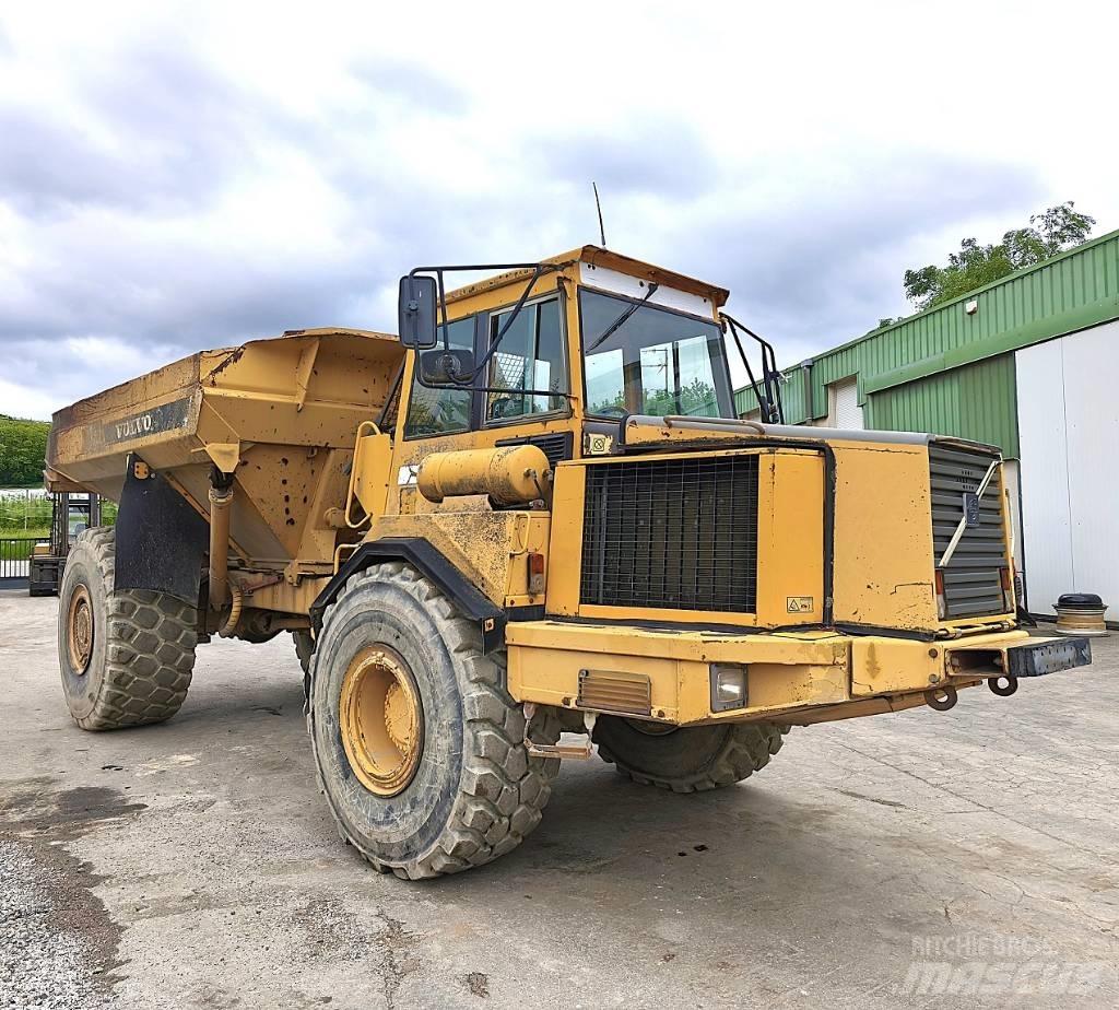 Volvo A 25 C Tombereau articulé