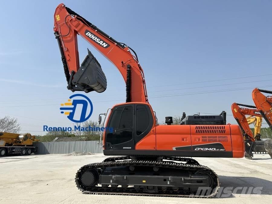 Doosan DX 340 Pelle sur chenilles