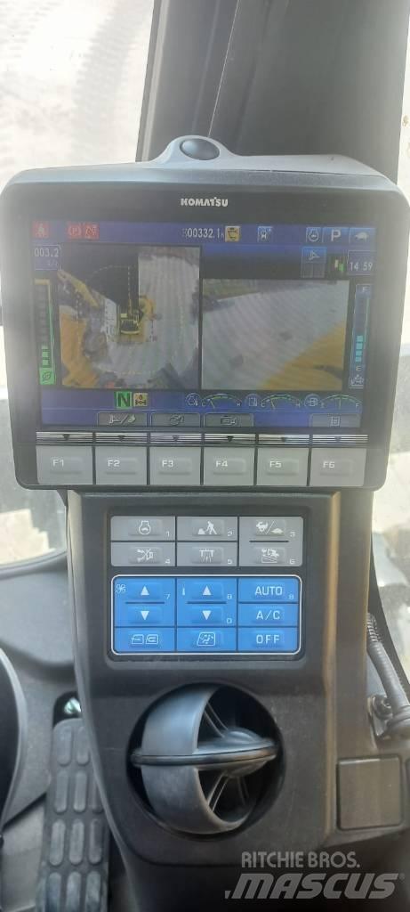 Komatsu PW148-11 Pelle sur pneus