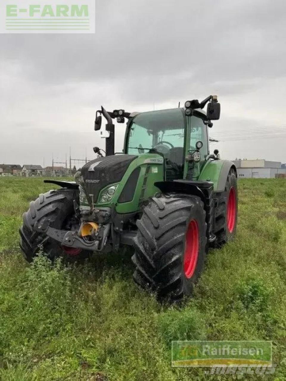 Fendt 724 vario Tracteur