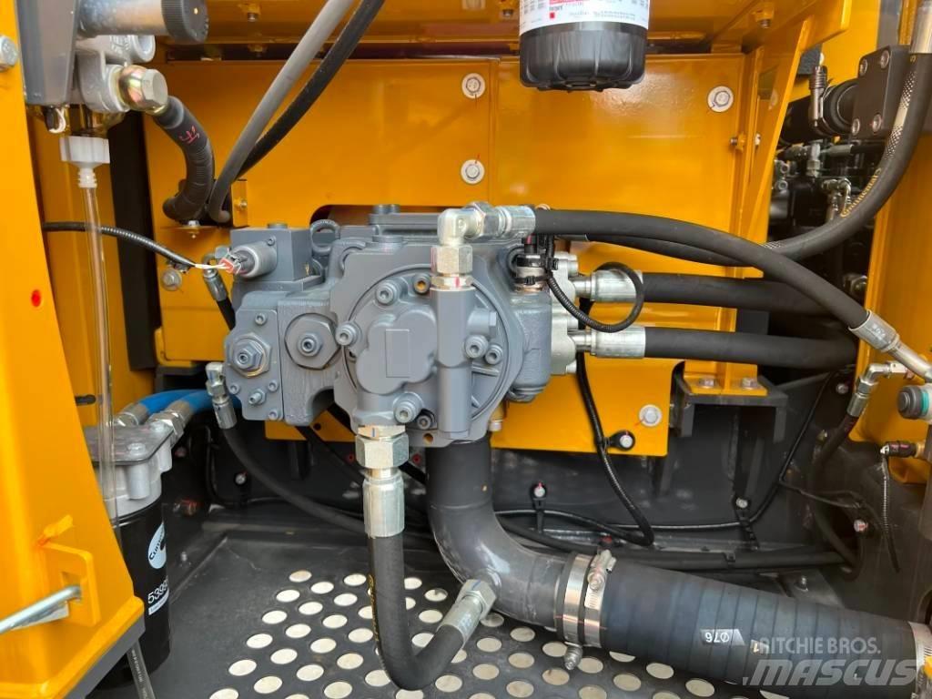 XCMG XE135GA Pelle sur chenilles