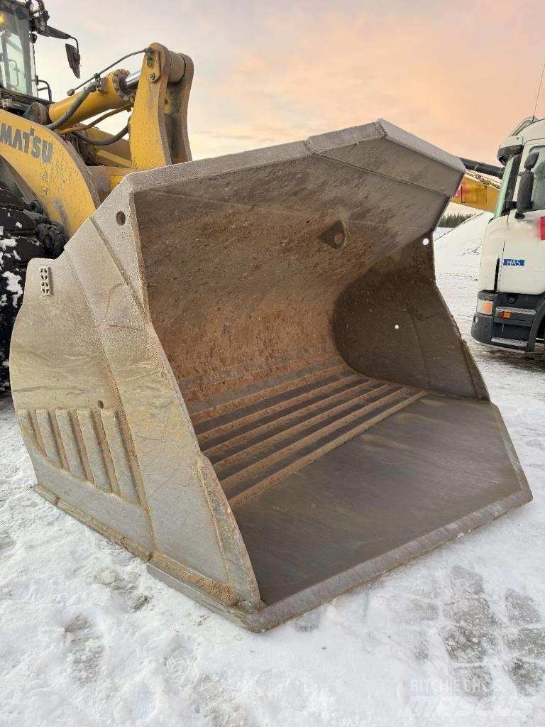 Komatsu WA 500- 8 Chargeuse sur pneus