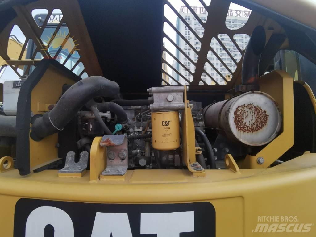 CAT 307 D Mini pelle < 7t
