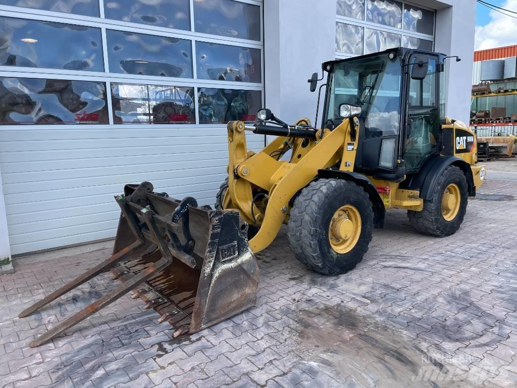 CAT 906 M Chargeuse sur pneus