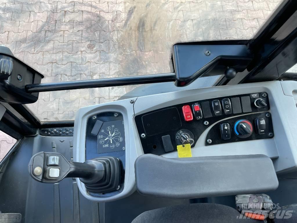 CAT 906 M Chargeuse sur pneus
