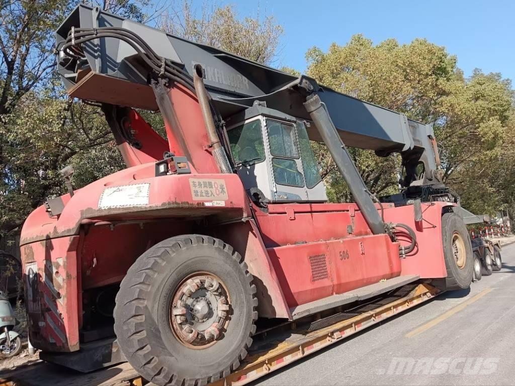 Kalmar DRT 450 Reachstackers