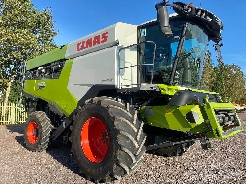CLAAS LEXION 8600 Moissonneuse batteuse