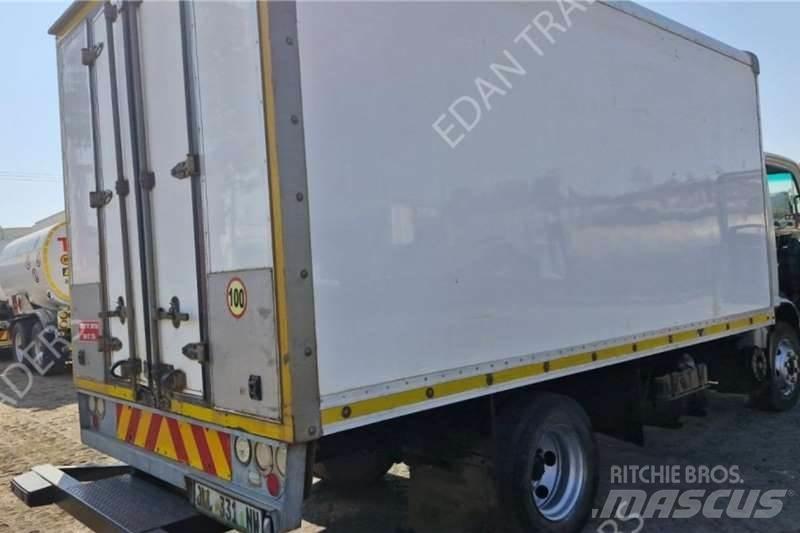 Isuzu NPR 275 Autre camion