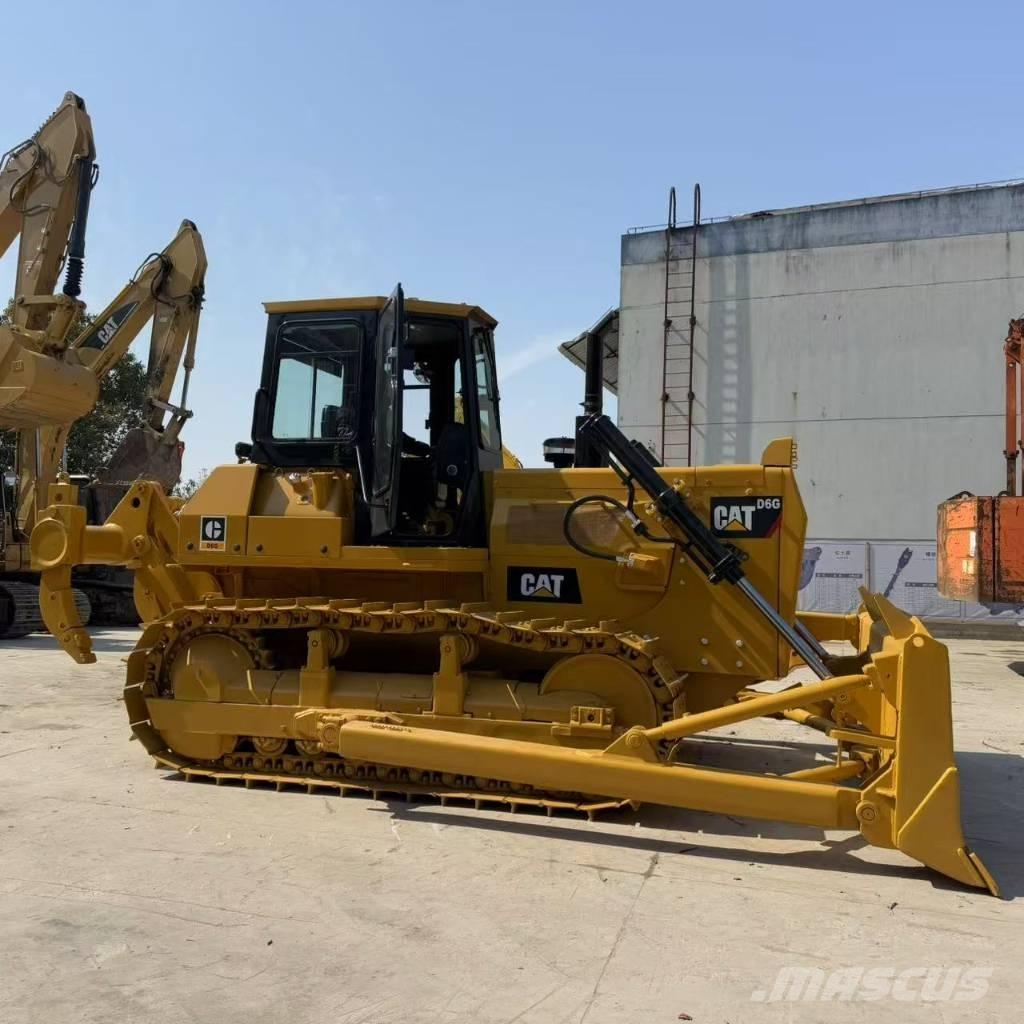 CAT D 7 G Niveleuse