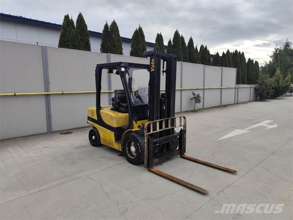 Yale GDP35VX Chariots diesel