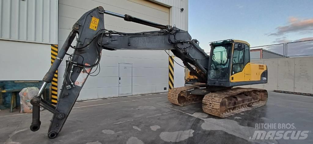 Volvo EC 210 C N L Pelle sur chenilles