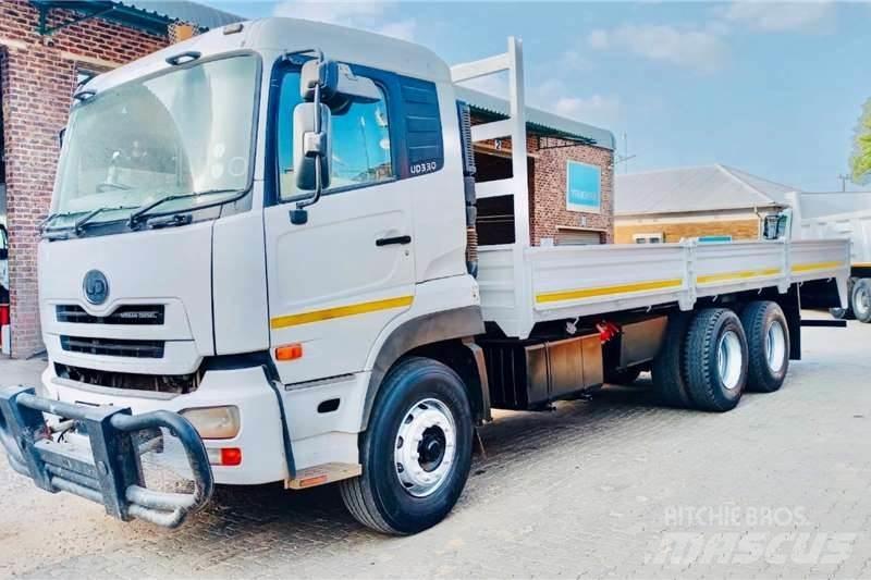 UD WF 330 Autre camion