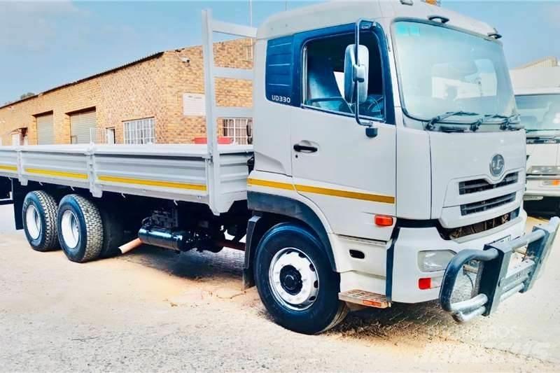 UD WF 330 Autre camion