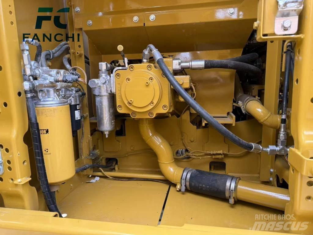 CAT 320 Pelle sur chenilles