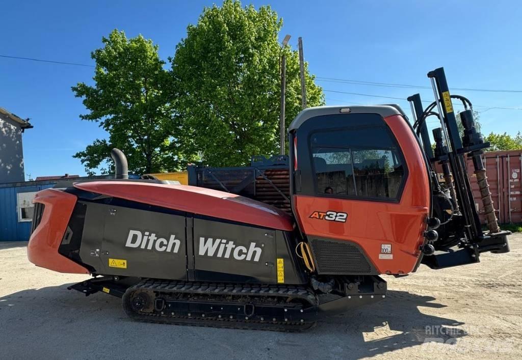 Ditch Witch AT32 Foreuse horizontale