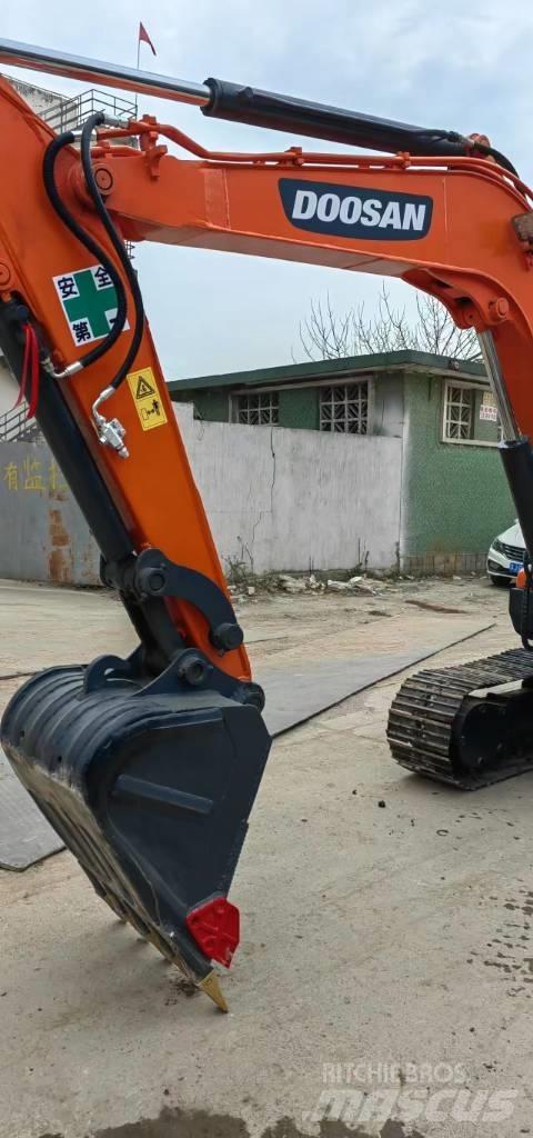 Doosan DX 60 Mini pelle < 7t
