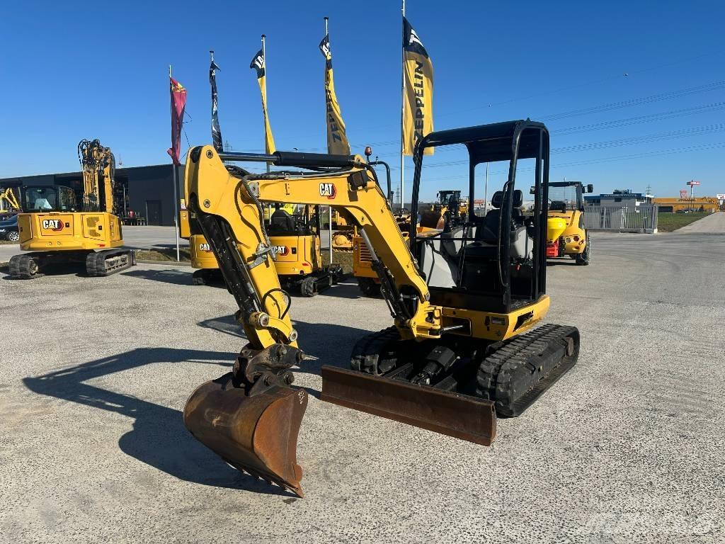 CAT 302.7 D CR Mini pelle < 7t