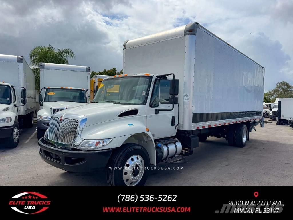 International 4300 Autre camion