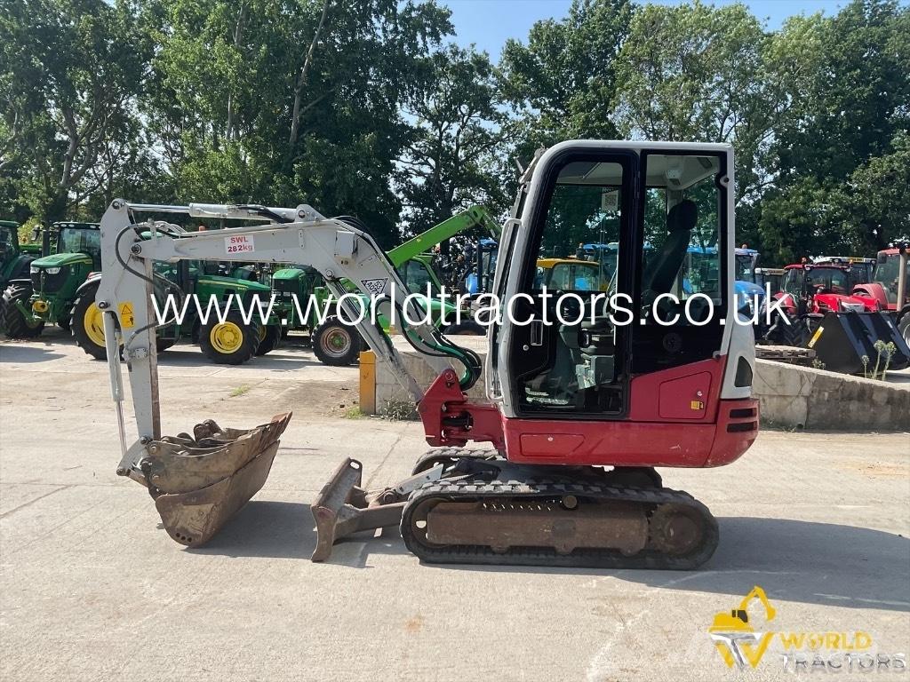 Takeuchi TB 230 Mini pelle < 7t