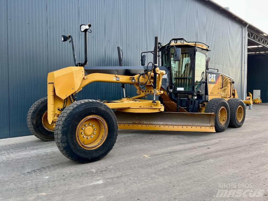 CAT 140M Niveleuse