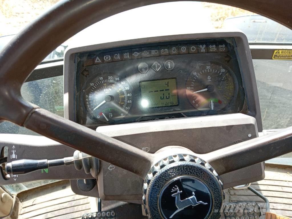 John Deere 6910 Tracteur