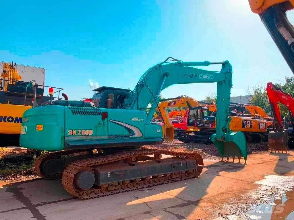 Kobelco SK 260D Pelle sur chenilles