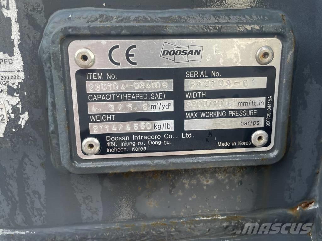 Doosan DL 420-3 Godet