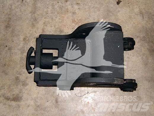 JCB  Attache rapide pour godet