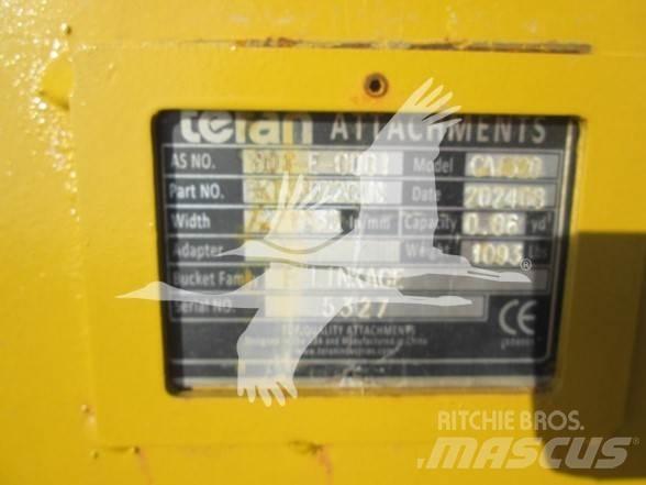 Teran CAT 320 Godet