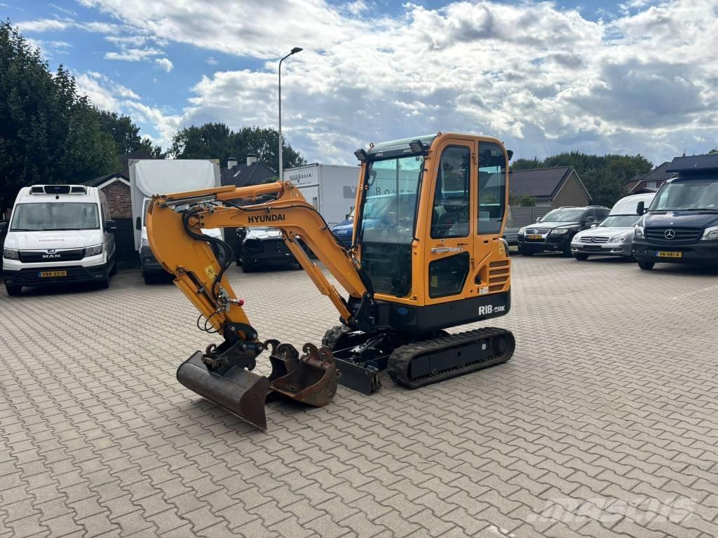 Hyundai Robex 18-9AK Mini pelle < 7t