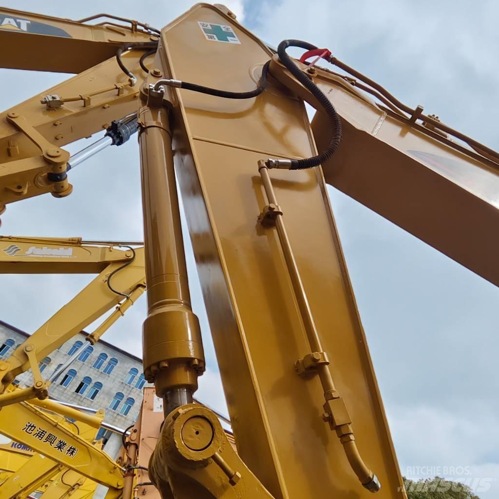 CAT 325 B L Pelle sur chenilles