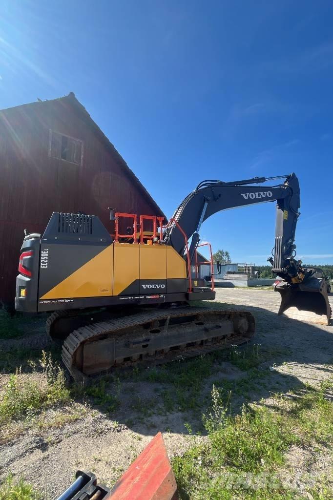 Volvo EC 250 EL Pelle sur chenilles